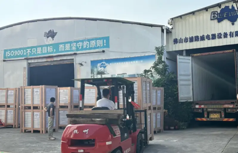 Bomba de calor instantânea de água quente para nosso principal cliente.