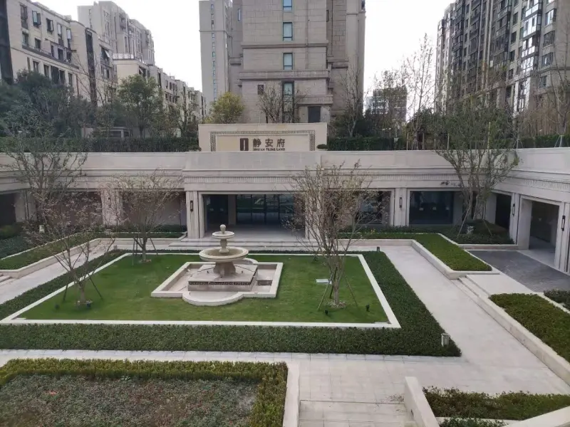 Bomba de calor Blueway apoia projeto de piscina interna da mansão Shanghai Jing'an com solução eficiente de temperatura constante